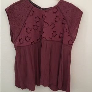Maroon flowy top size xxl